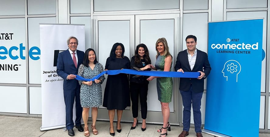 AT&T Connected Learning Center (CLC) Now Open